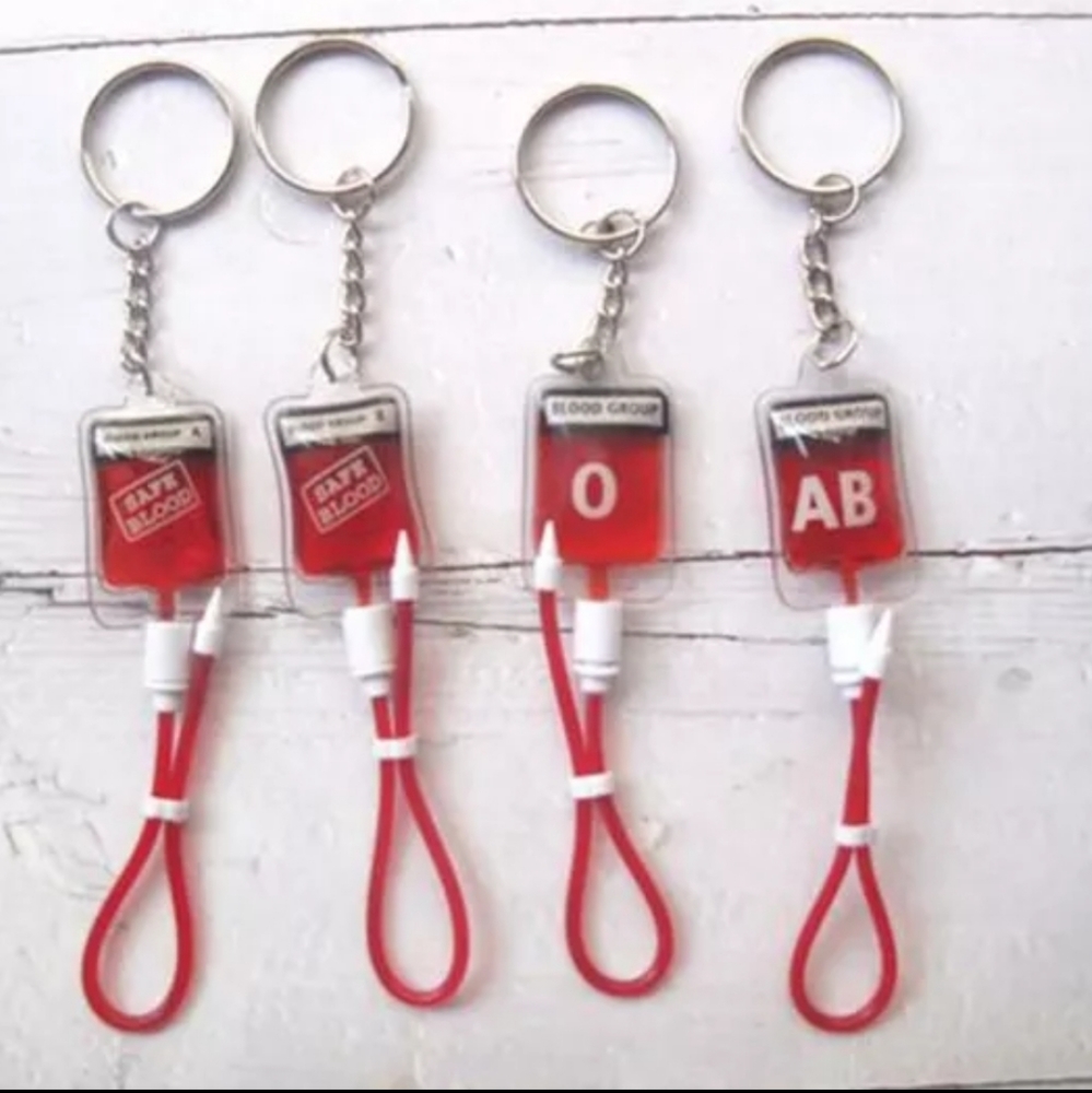 Vamp Blood IV Bag Keychain *doesn't contain liquid!*